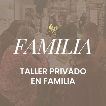 Private family workshop in Barcelona: natural flower necklaces in resin at MolaMon, El Born