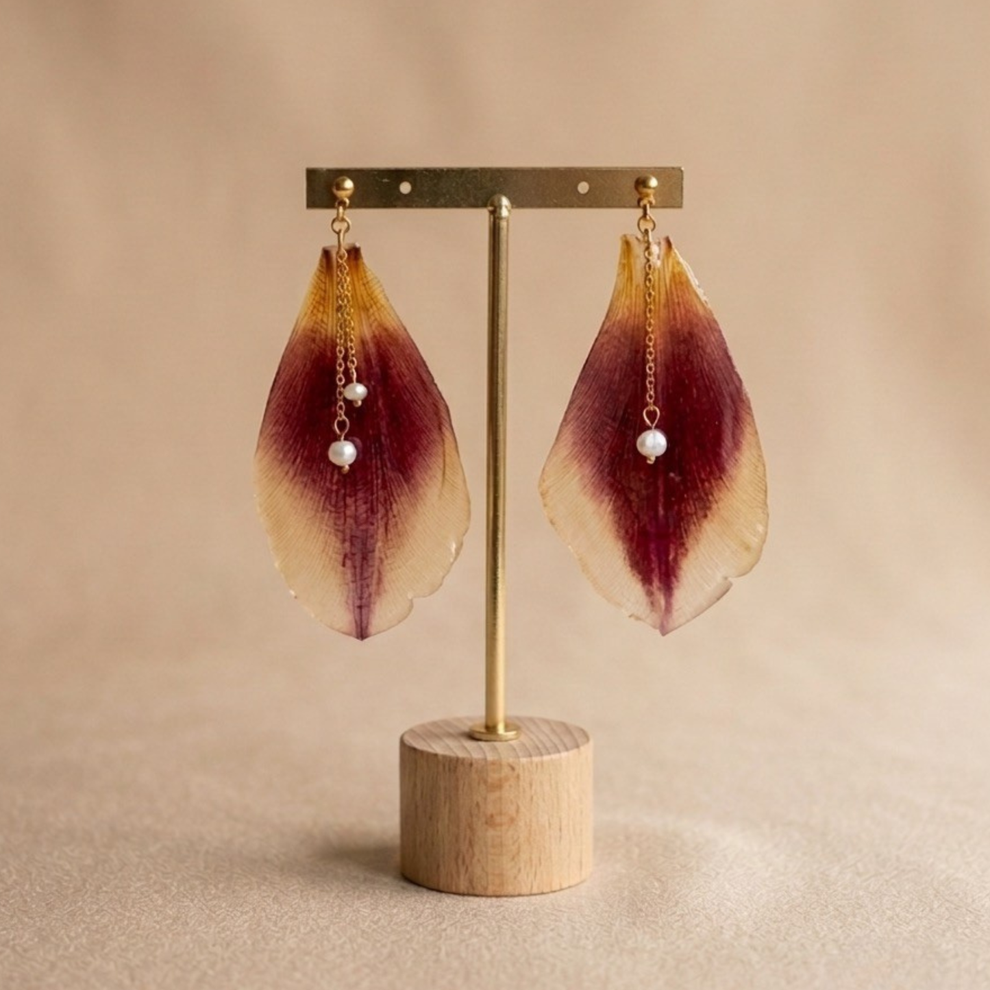 Pendientes Petalo de Tulipan con Perlas