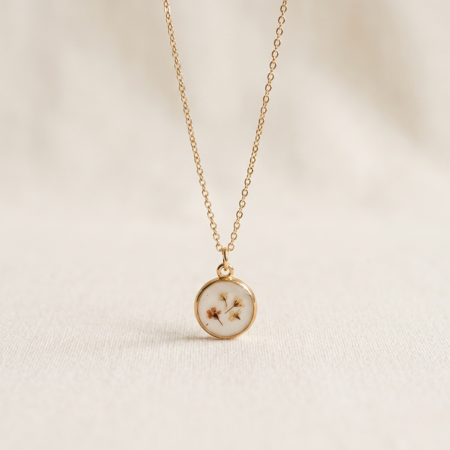 Collares de Botanica Minimalista